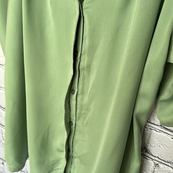 Women’s XL Green Flowy Button Up Top Rouched Sleeves Milano - Picture 3 of 6